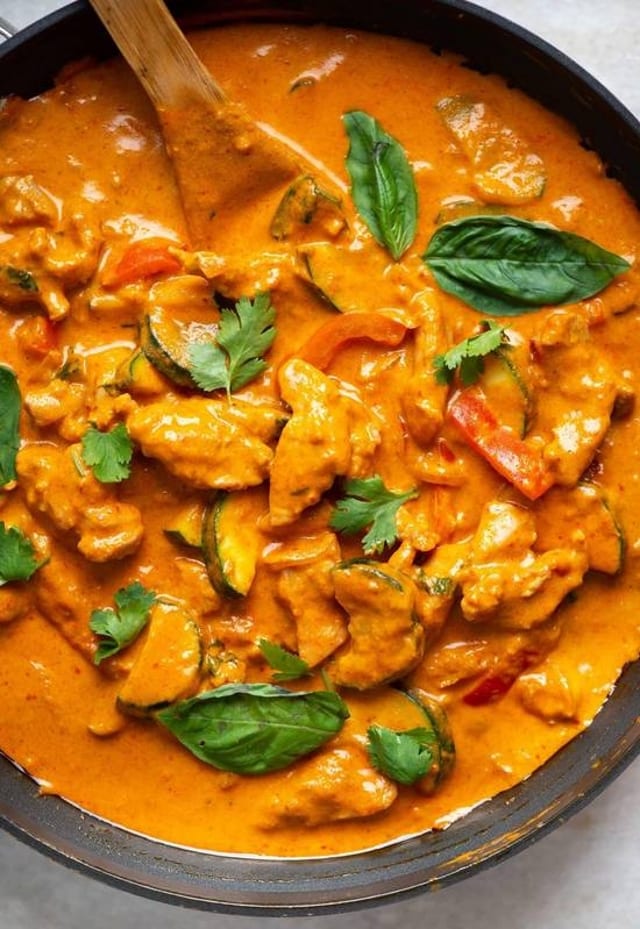 RED CURRY (SPICY).
