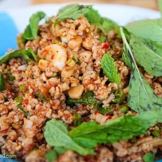 CHICKEN LARB